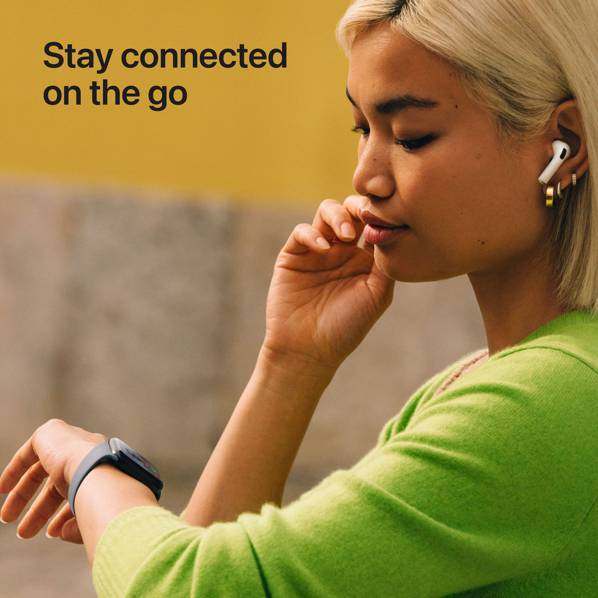 Apple Watch SE 3 health insights and Activity rings